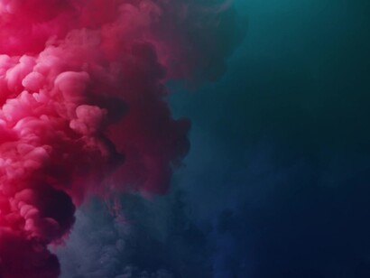 Nube rosa. Può il passato presentarsi come colonna portante della vita e al tempo stesso come destrutturazione definitiva dell'oggi (e quindi delle sue eventuali connessioni col futuro)?