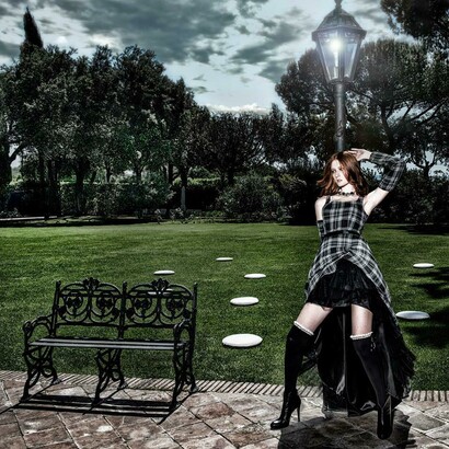 Shooting Morgan dresses by Cattarinich for Woman&Bride magazine, 2014