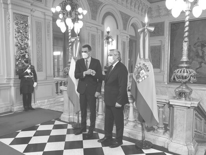 El presidente de España, Pedro Sánchez, y su homólogo argentino Alberto Fernández