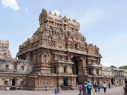 As a UNESCO World Heritage Site, Brihadeeswarar Temple attracts tourists and scholars alike, offering a glimpse into the rich cultural and spiritual heritage of Thanjavur, India