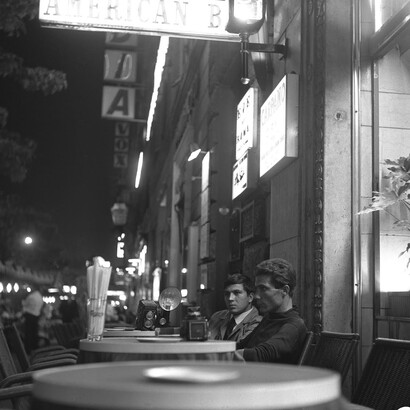 Un drink al Café de Paris