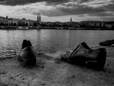 Shoes on the Danube Bank memorial, Cipők a Duna-parton, Budapest, Hungary
