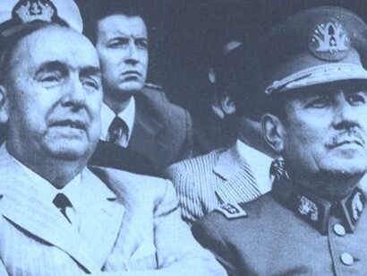 Carlos Prats con Neruda