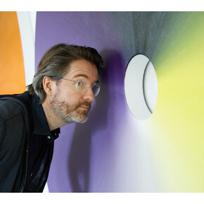 Olafur Eliasson, Olafur Eliasson with Turner colour experiment series No #57 2014, © 2013 Olafur Eliasson

