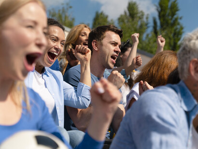 Les supporters célèbrent une journée de football inoubliable