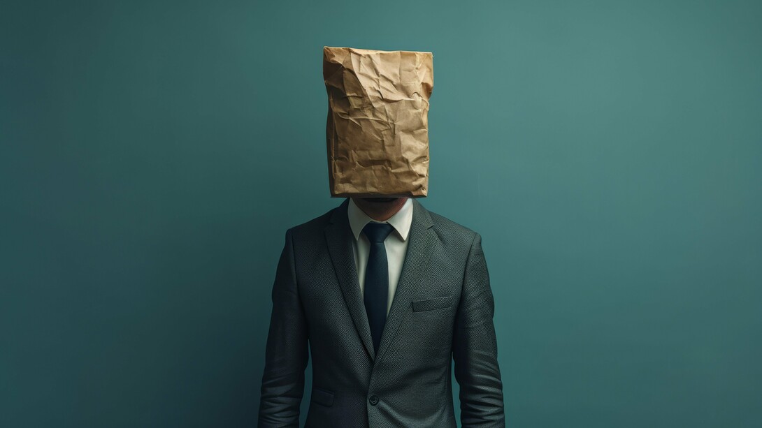 When anonymity becomes a virtue: the quiet power of staying out of politics