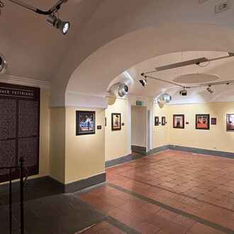 Jack Vettriano, veduta della mostra. Cortesia di CLP