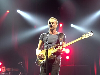 Sting mescola il nuovo e il vecchio repertorio