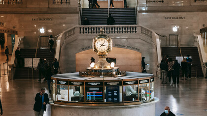 Clock in the center of a subway station