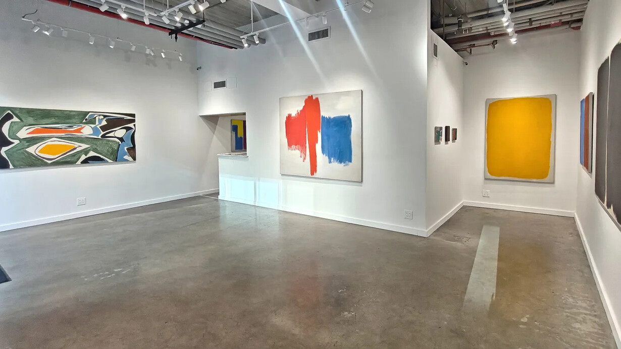 Edward Zutrau, Thirty years, two worlds, exhibition view. Courtesy of Lincoln Glenn Gallery