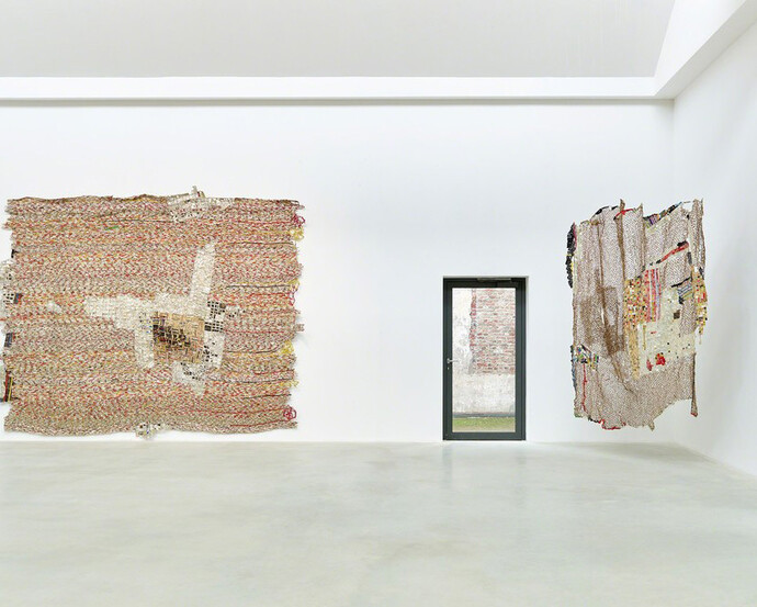 El Anatsui. Courtesy of Axel Vervoordt Gallery