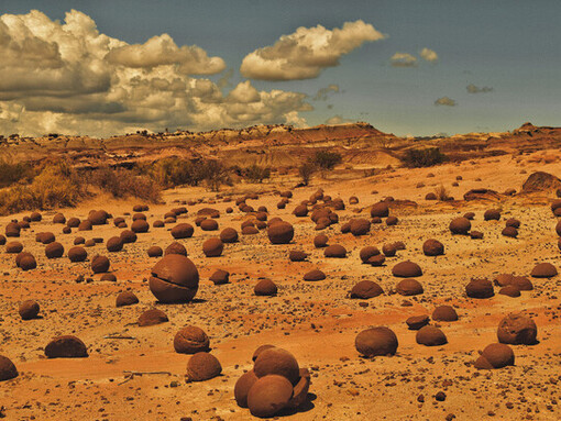 Cancha de Bochas. Parque Nacional Ischigualasto, San Juan, Argentina. Fotografía y edición digital por Gabriel Lopez