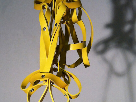 Michelangelo Penso, Exosquelette 5100b, sculpture, rubber, aluminium, 120 x 30 x 30 cm, Courtesy Galerie Alberta Pane