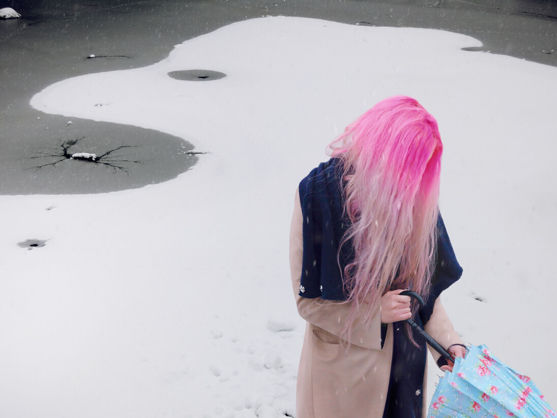 Untitled, January 2013, 2013, framed c-type print mounted to aluminium, 122 x 152 cm - 48 1/8 x 59 7/8 inches, edition of 5 + 2 AP
