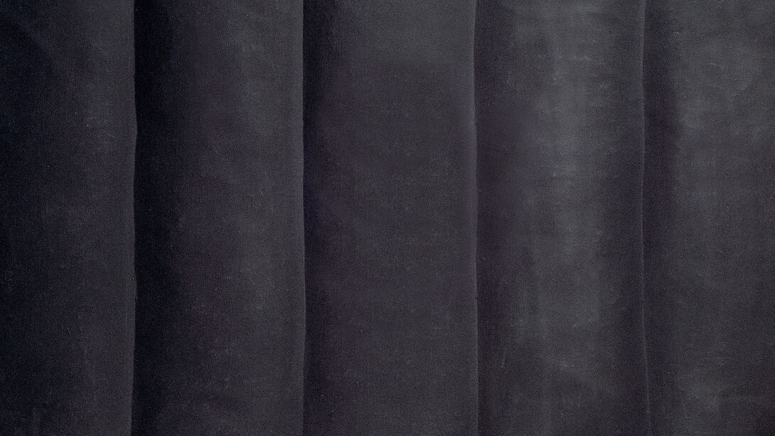 Agostino Bonalumi, Nero, 1959, 60x90 cm, Tela estroflessa e tempera vinilica