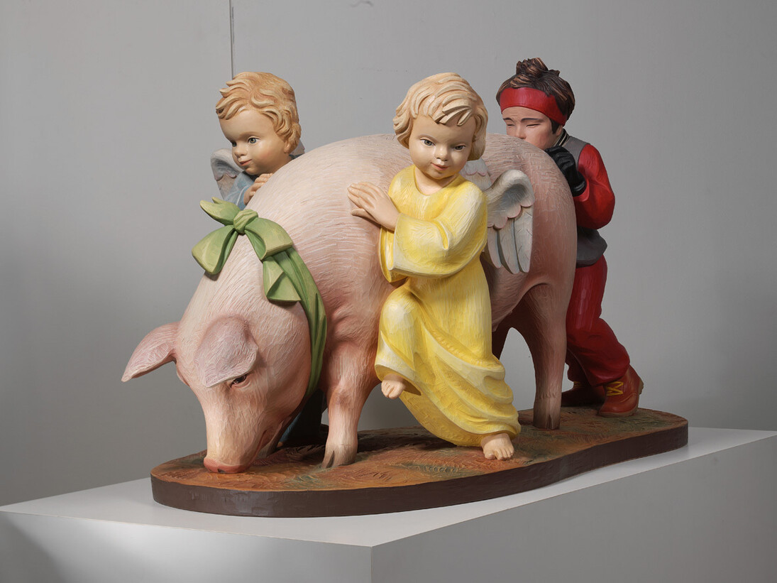 Jeff Koons
Ushering in Banality, 1988
Polychromed wood
38 x 62 x 30 inches
96.5 x 157.5 x 76.2 cm