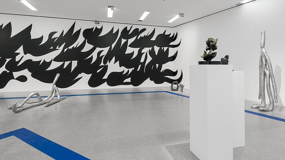 Verschiedene künstler, Die welt von morgen wird eine weitere gegenwart gewesen sein, ausstellungsansicht. Mit freundlicher genehmigung des Mumok