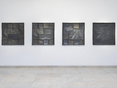 Nikos Topalidis, Edge along below, exhibition view. Courtesy of Zoumboulakis Galleries