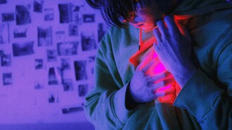 La prevenzione cardiovascolare primaria si basa sul controllo dei principali fattori di rischio: ipertensione, dislipidemia, diabete, fumo e sedentarietà