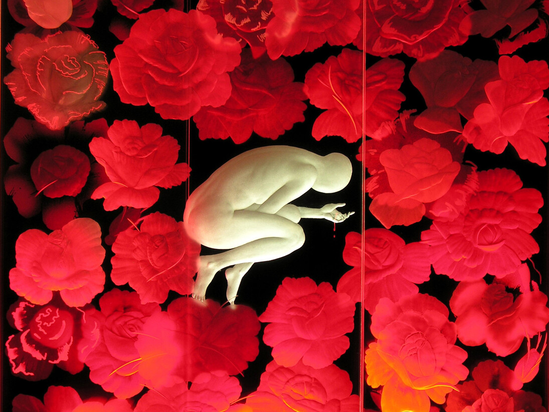 Alison Kinnaird, Bed of Roses 