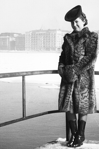 1940s fashion was shaped by the constraints of World War II and rationing