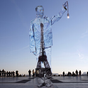 All images: Liu Bolin, The distance to the eyes - Hacker Series, Courtesy Magda Danysz Gallery Shanghai 