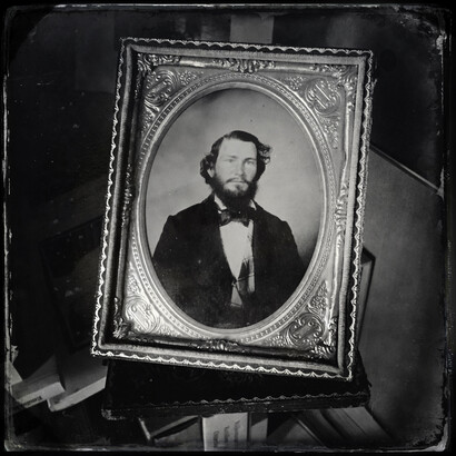 Mauro Fiorese alias Gordon Finch, Temporary Goodbye, 2015, dittico,  stampa ai pigmenti. Courtesy of Alviani Artspace 