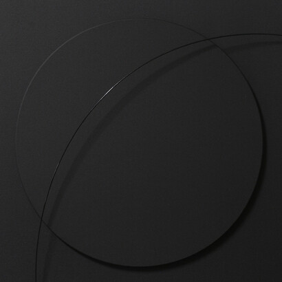 Senza titolo, 2015, acrilico e filo di rame su tela, 50 x 50 cm 