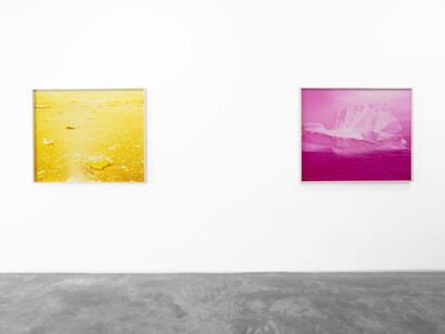 David Benjamin Sherry, The waves, exhibition view. Courtesy of Huxley-Parlour