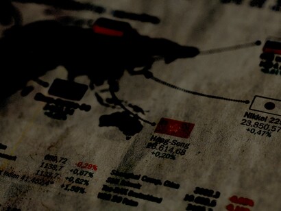 La influencia de los Tres Grandes se extiende también a los principales vehículos de la información y el comercio electrónico