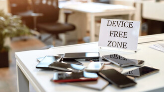 Breaking the habits of our digital dependancies 