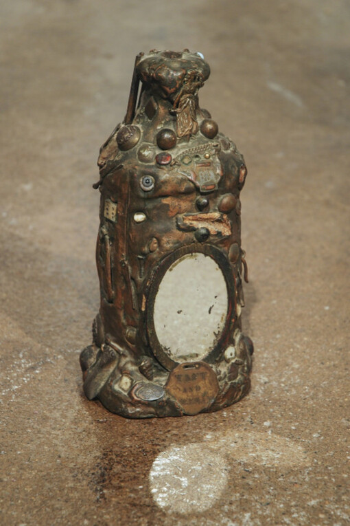 Party in the Front. Courtesy of Fleisher/Ollman