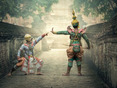 Podemos ser nós os próprios autores da nossa Era e trazer ao mundo novas obras, novas músicas, novas culturas