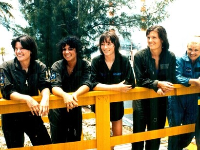 Alcune delle prime candidate astronaute della NASA mentre si prendono una pausa       dall'addestramento in Florida nel 1978. Da sinistra: Sally Ride, Judith Resnik, Anna Fisher,       Kathryn Sullivan e Rhea Seddon NASA