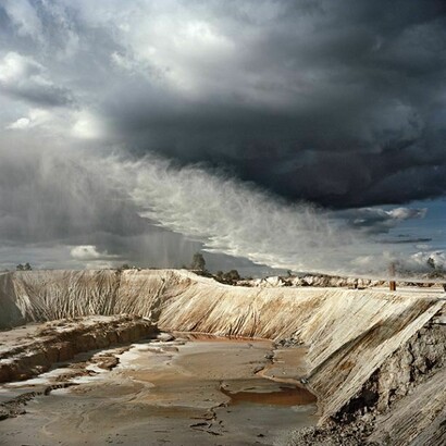 Pressurised water, Krugersdorp, Johannesburg, 2013 Archival pigment print, 45 x 45cm, © Jason Larkin, courtesy of Flowers Gallery