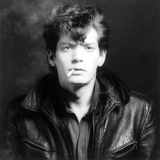 Robert Mapplethorpe, Self Portrait, 1980 © The Robert Mapplethorpe Foundation. Used by permission. Courtesy of The Kinsey Institute ®