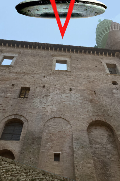 Atterranno anche con la nebbia. Courtesy of Christina Magnanelli Weitensfelder