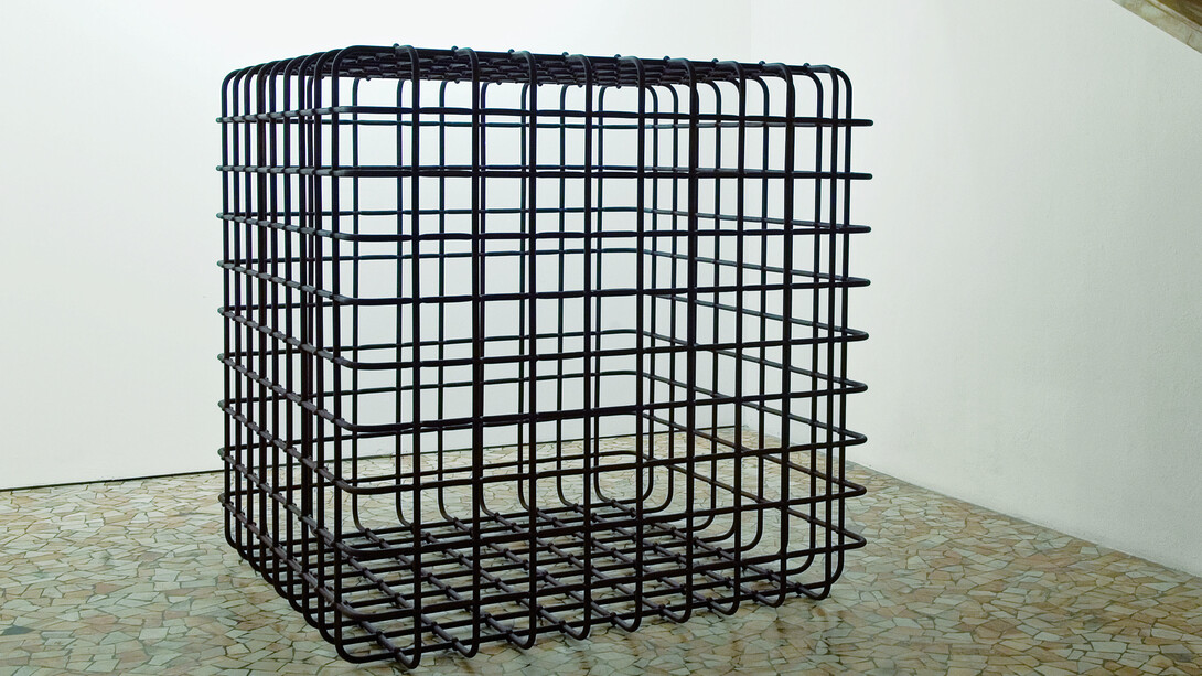 Mona Hatoum, Cube, 2006. Per gentile concessione del Museo Nivola