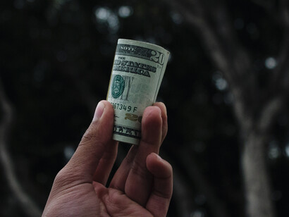 An increasing World's debt