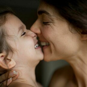 Elinor Carucci, Love, 2009