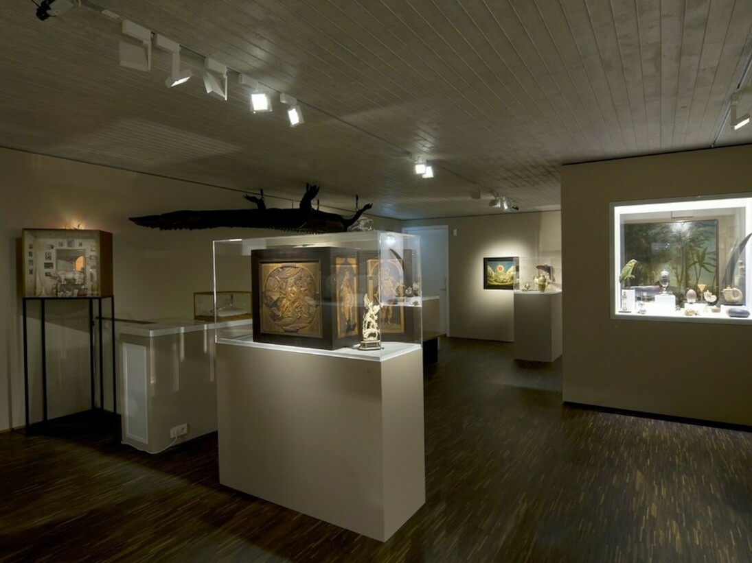 Wunderkammer Olbricht, exhibition view. Courtesy of me Collectors Room