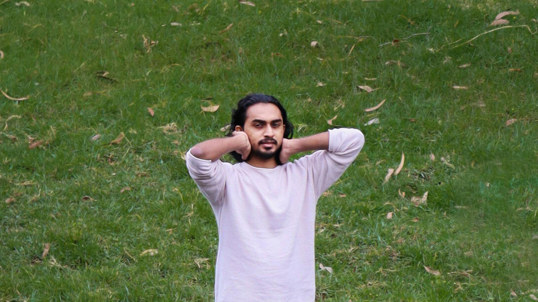 Em 2020, a pandemia transformou vidas e trouxe desafios inesperados. Pessoas enfrentaram medos, isolamento e incertezas, mas também redescobriram a solidariedade e a importância da coletividade. Esta crise revelou tanto nossas fraquezas quanto nossa capacidade de superação