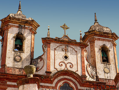 Fachada da Igreja Matriz de Nossa Senhora da Conceição de Antônio Dias em Ouro Preto, Minas Gerais, Brasil