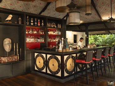 Huna Bar at Constance Lemuria in Praslin, Seychelles