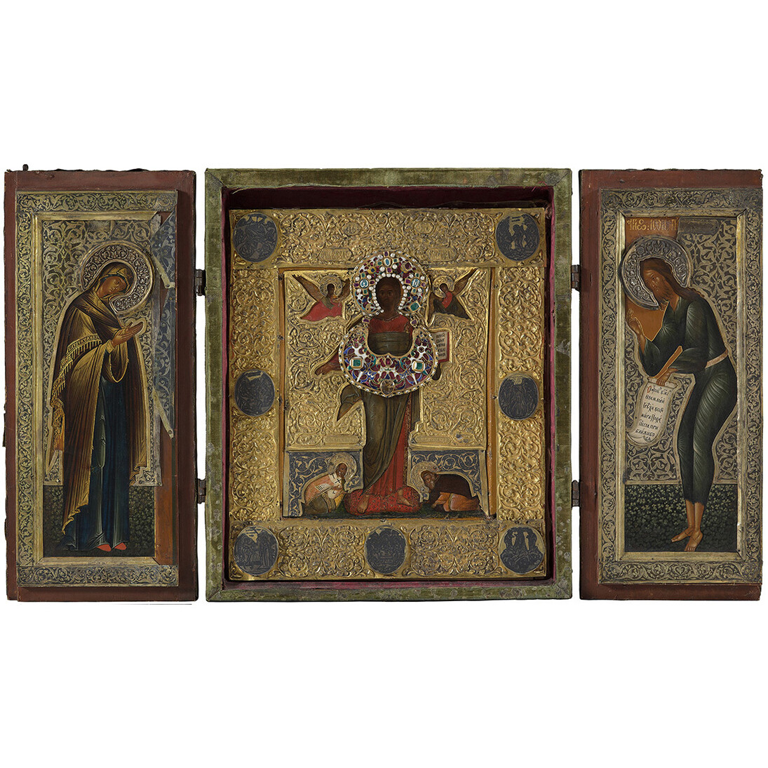 Preserved sacred objects of Moscow long-gone. Courtesy of Tretyakov Gallery