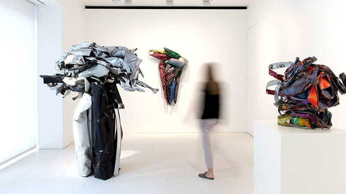 John Chamberlain, Entirelyfearless, Installation view of the exhibition © 2018 Fairweather & Fairweather LTD/Artists Rights Society (ARS), New York. Photo by J. Fernandes. Courtesy Gagosian