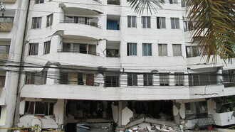 Aquí se entiende que no vivimos una sola crisis, sino varias superpuestas: climática, hídrica, económica y social. Foto tomada el día 14 de agosto de 2026, 8 días después del terremoto que afectó la ciudad de Cali, Colombia 