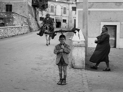 Per le vie del paese