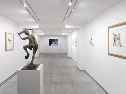 Martial Raysse. La Belle Jeune, Exhibition view. Courtesy of Galerie kamel mennour