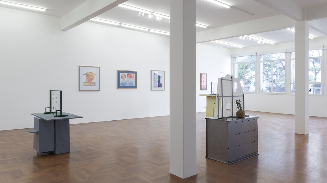 Nicolás Sarmiento, Temperatura ambiente, vista de exhibición. Cortesía de Galería Piedras